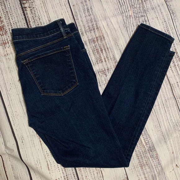 J. Brand skinny jeans. Size 29. - Picture 2 of 9